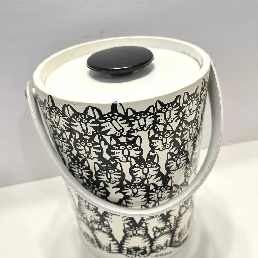 Vintage B Kliban Cat Crowd Ice Bucket White Black Retro Barware Insulated Lid